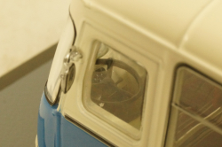 Лиаз-677М бело-синий, DEMPRICE 1:43 