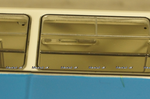 Лиаз-677М бело-синий, DEMPRICE 1:43 