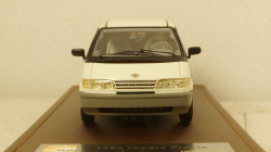 Toyota Previa White 1994, GLM Models 1:43