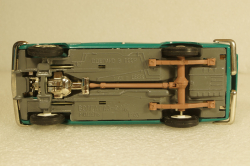 Газ-2402 Волга, такси, зеленая, Тантал/Радон  1:43