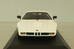 BMW M1 street 1978, white, 430025020, Minichamps 1:43