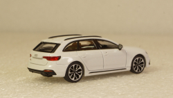 Audi RS4 Avant 2018 white metallic, 870018214, Minichamps 1:87