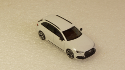 Audi RS4 Avant 2018 white metallic, 870018214, Minichamps 1:87