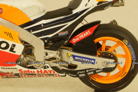 Honda RC213V #26 MotoGP 2017 Dani Pedrosa, 182171126, Minichamps 1:18