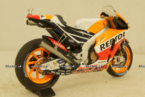 Honda RC213V #26 MotoGP 2017 Dani Pedrosa, 182171126, Minichamps 1:18