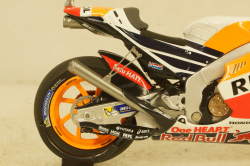 Honda RC213V #26 MotoGP 2017 Dani Pedrosa, 182171126, Minichamps 1:18