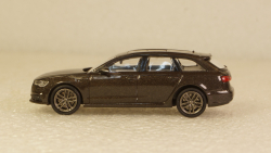 Audi A6 Avant 2018 brown metallic, 870018111, Minichamps 1:87