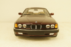 BMW 730i (E32) 1986 red, 100023007, Minichamps 1:18