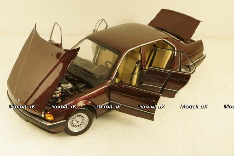 BMW 730i (E32) 1986 red, 100023007, Minichamps 1:18