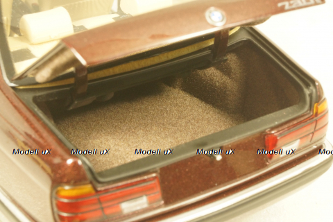 BMW 730i (E32) 1986 red, 100023007, Minichamps 1:18