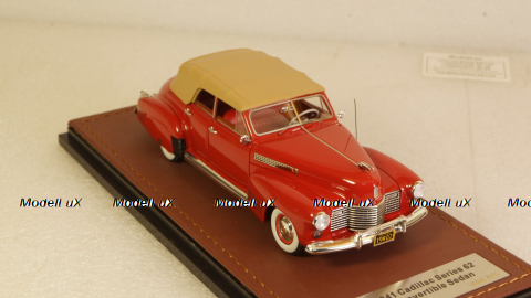 Cadillac Series 62 Sedan Convertible Red Closed top 1941, GLM119202, GLM Models 1:43