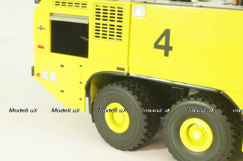 Oshkosh Striker 3000 ARFF Airport Rescue 2004, yellow, TWH078, TWH Collectables 1:50