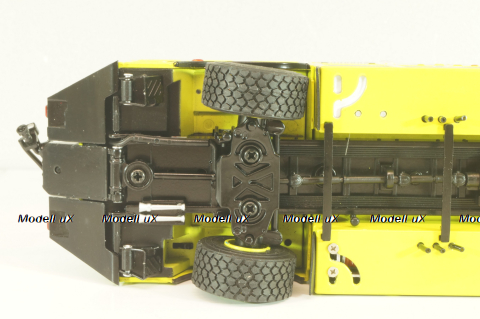 Oshkosh Striker 3000 ARFF Airport Rescue 2004, yellow, TWH078, TWH Collectables 1:50