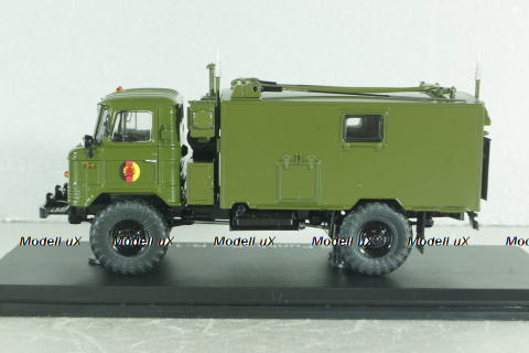 КШМ Р-142Н (66) командно-штабная машина на шасси Газ-66 NVA 1965г, хаки, PCL47024, Premium ClassiXXs 1:43