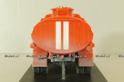 АЦ-8-5334, пожарный на шасси Маз-5334, со следами эксплуатации, Improved models 1:43