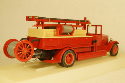 Зис-11 Автодоровец, Ломо 1:43