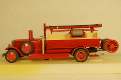 Зис-11 Автодоровец, Ломо 1:43