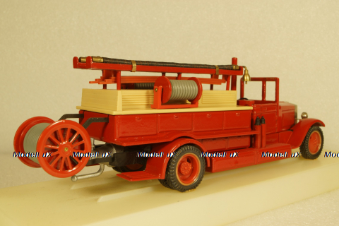 Зис-11 Автодоровец, Ломо 1:43