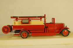 Зис-11 Автодоровец, Ломо 1:43