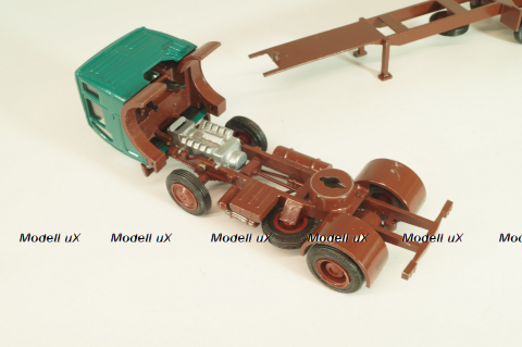 Mercedes-Benz 1632 S tractor with semi trailer "Mercedes" green/silver,  556, NZG 1:50