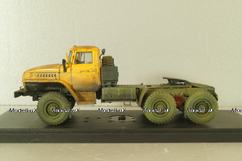 Урал-44202 тягач, со следами эксплуатации, Improved models 1:43