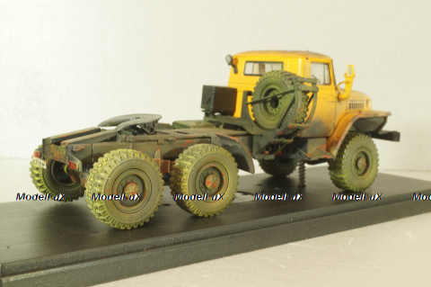 Урал-44202 тягач, со следами эксплуатации, Improved models 1:43