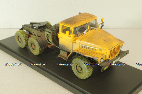 Урал-44202 тягач, со следами эксплуатации, Improved models 1:43
