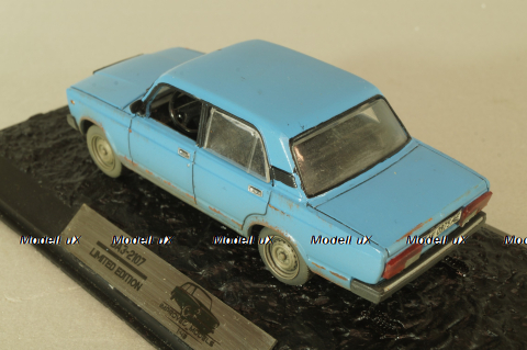 Ваз-2107 Жигули 1982, синий, Improved models 1:43