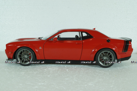Dodge Challenger R/T Scat Pack Widebody 2020 red, 1805702, Solido 1:18