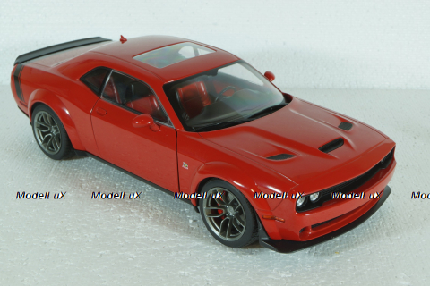 Dodge Challenger R/T Scat Pack Widebody 2020 red, 1805702, Solido 1:18