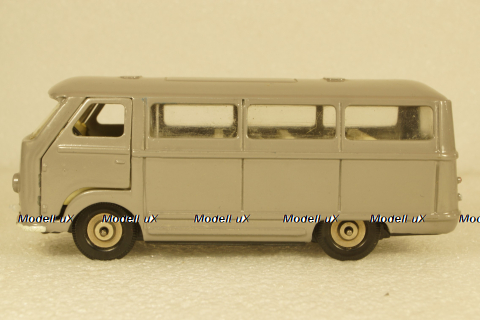 Раф-977 Латвия, з-д Двигатель 1:43  