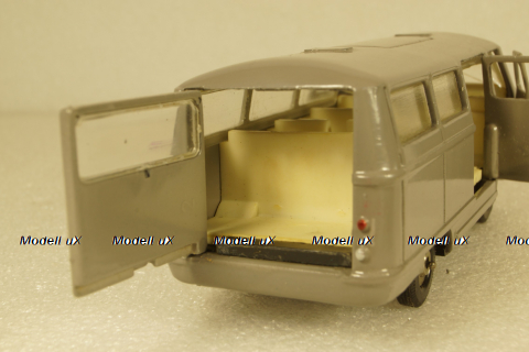 Раф-977 Латвия, з-д Двигатель 1:43  