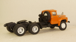 Зил-133ВЯ тягач, рыжий, Алник43 1:43