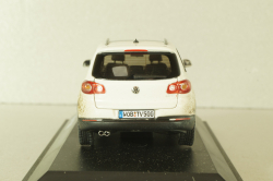 Volkswagen Tiguan 2007, white (dirty version), Schuco 1:43