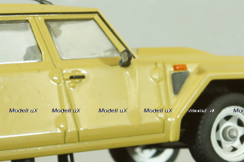 Lamborghini LM002 1986, beige, Altaya 1:43 Уценка! 