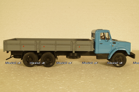  Зил-4332 А, трехосный бортовой, Киммерия 1:43