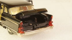 ГАЗ-13 Чайка А15 черная, Олимпийская Тантал/Радон 1:43