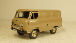 УАЗ-452, фургон, конверсия 1:43