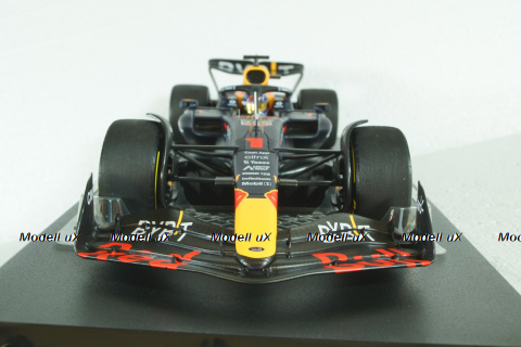 Red Bull Racing RB18 Max Verstappen, Winner Miami GP 2022, 110220501, Minichamps 1:18