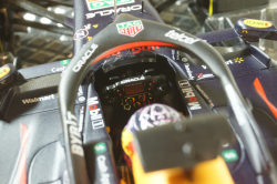 Red Bull Racing RB18 Max Verstappen, Winner Miami GP 2022, 110220501, Minichamps 1:18