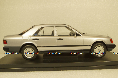 Mercedes 300 E (W124) 1984 silver, MCG18285, MCG 1:18