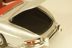 Mercedes 300 SL roadster 1957 silver, 183890, Norev 1:18