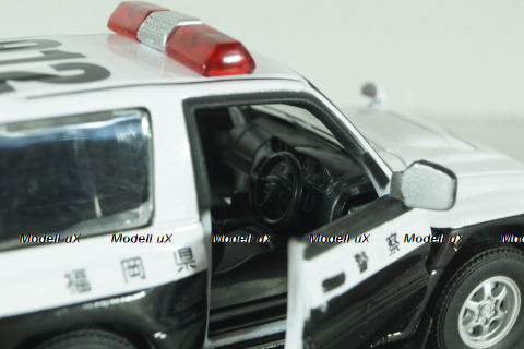 Mitsubishi Pajero II Police Japan 1988, white/black, ADPOLC044, Cararama 1:43