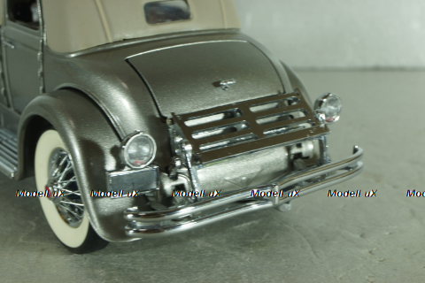 Duesenberg SJ Twenty Grand 1933, silver, Franklin Mint 1:24