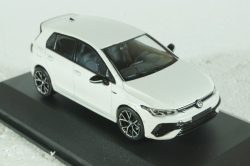 Volkswagen Golf VIII R 2.0 TSi 2021, white pearl, 4311802, Solido 1:43
