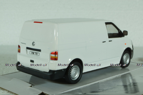 Volkswagen T5, VW T5, 2010 white, Cararama 1:43