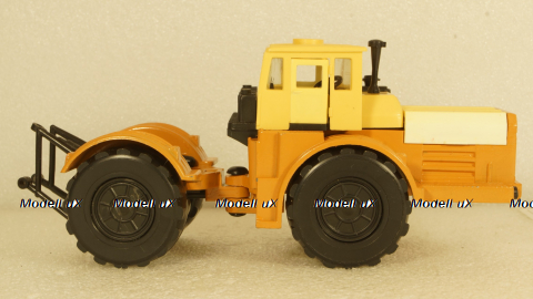 К-701, Кировец, з-д Двигатель 1:43  