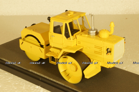  Т-150, каток  дорожный СД-802, RTM 1:43