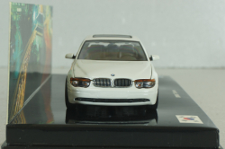 BMW 745i (E65) 2001, white, "Flavours of Asia", 80420393157, Minichamps 1:43