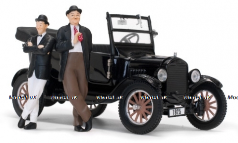 FORD Model T 1925 and 2 Figures STAN LAUREL E OLIVER HARDY, SUN1905, SunStar 1:24